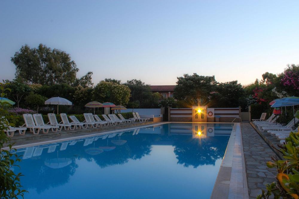 Nireas Resort Corfu Acharavi  Exterior photo